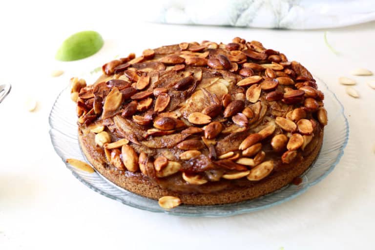 German Apple Cake - Pralines and Greens